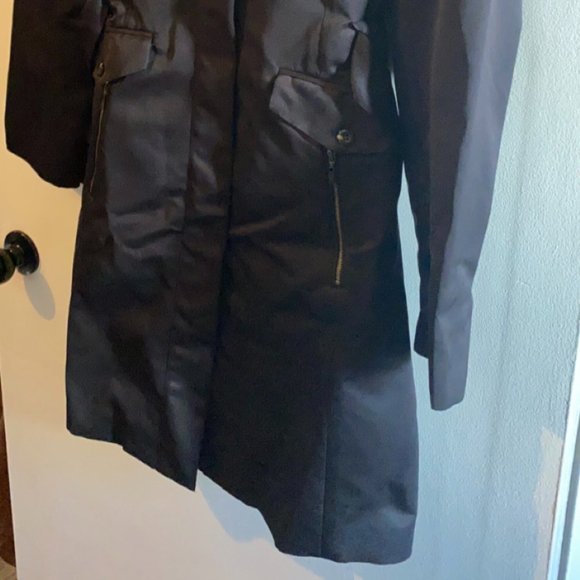 Layered Cole Haan Trench Coat with belt - size 8 - Picture 2 of 11